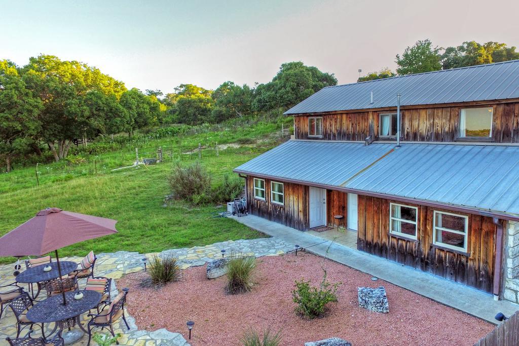 Bed and Breakfast A Barn At The Quarry Fredericksburg Exteriér fotografie